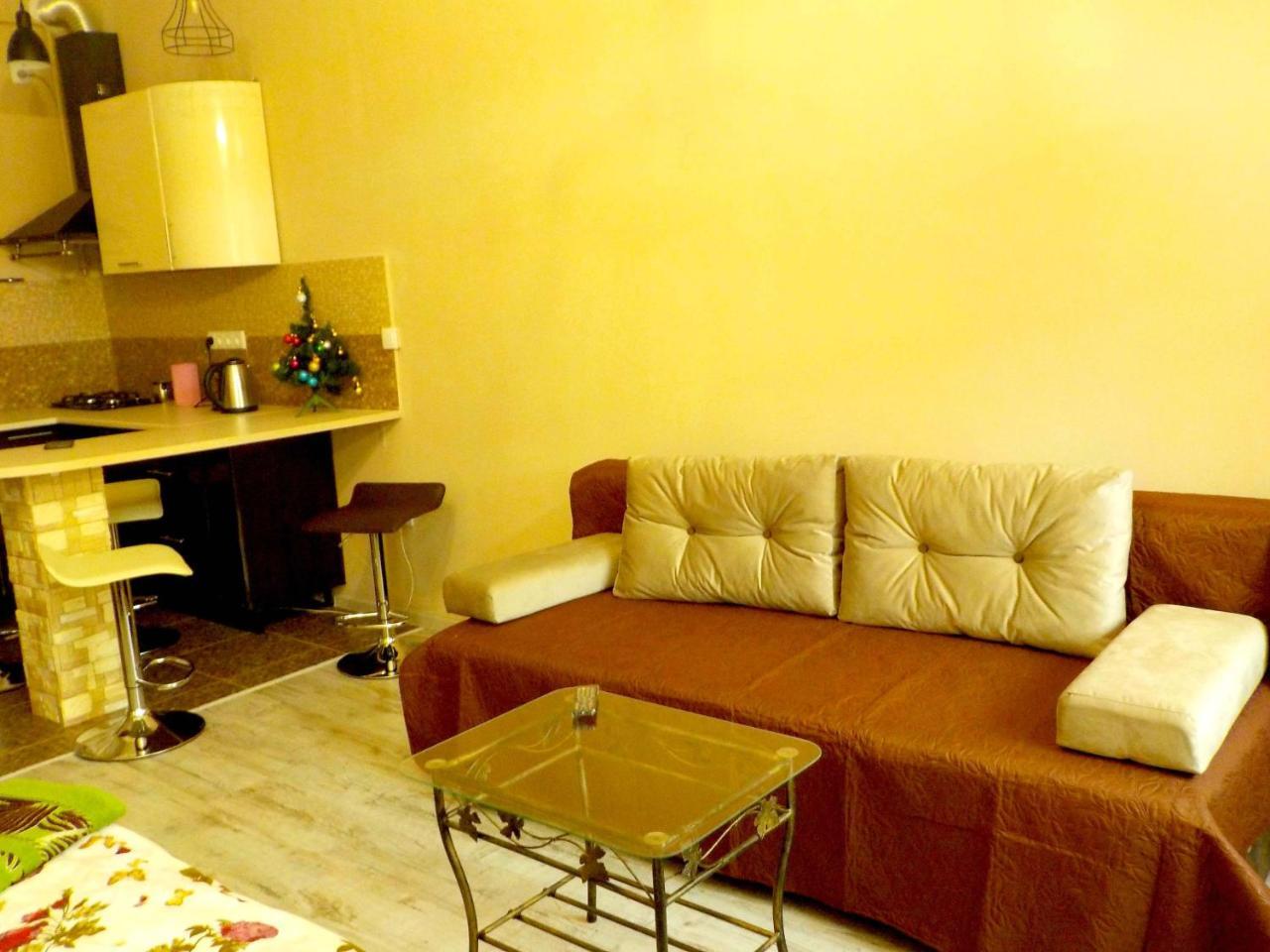 With Dom Studio Apartment Liov Exterior foto
